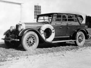 25LincolnModel LSeven-Passenger 'Police Flyer' by American Body Company (1)